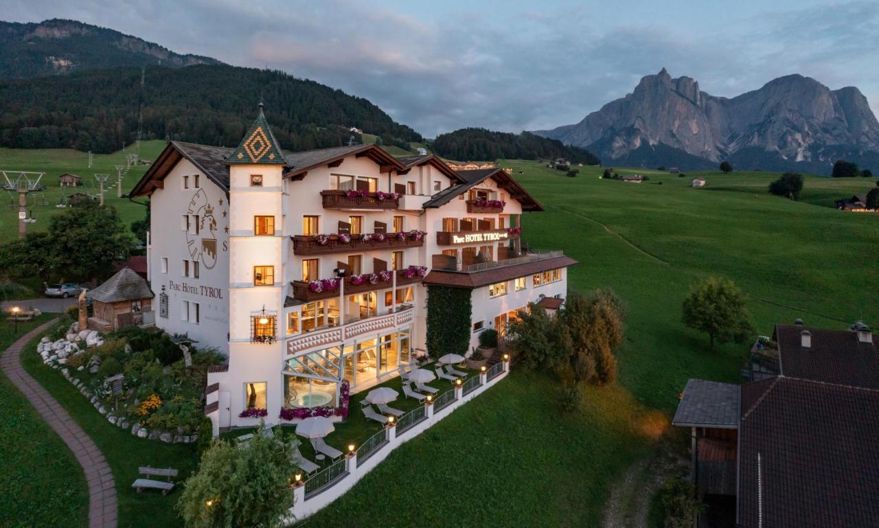 Parc Hotel Tyrol Kastelruth Buitenkant foto