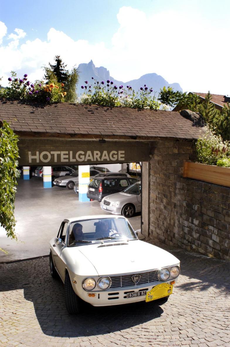 Parc Hotel Tyrol Kastelruth Buitenkant foto