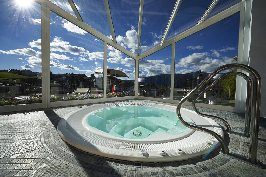 Parc Hotel Tyrol Kastelruth Buitenkant foto