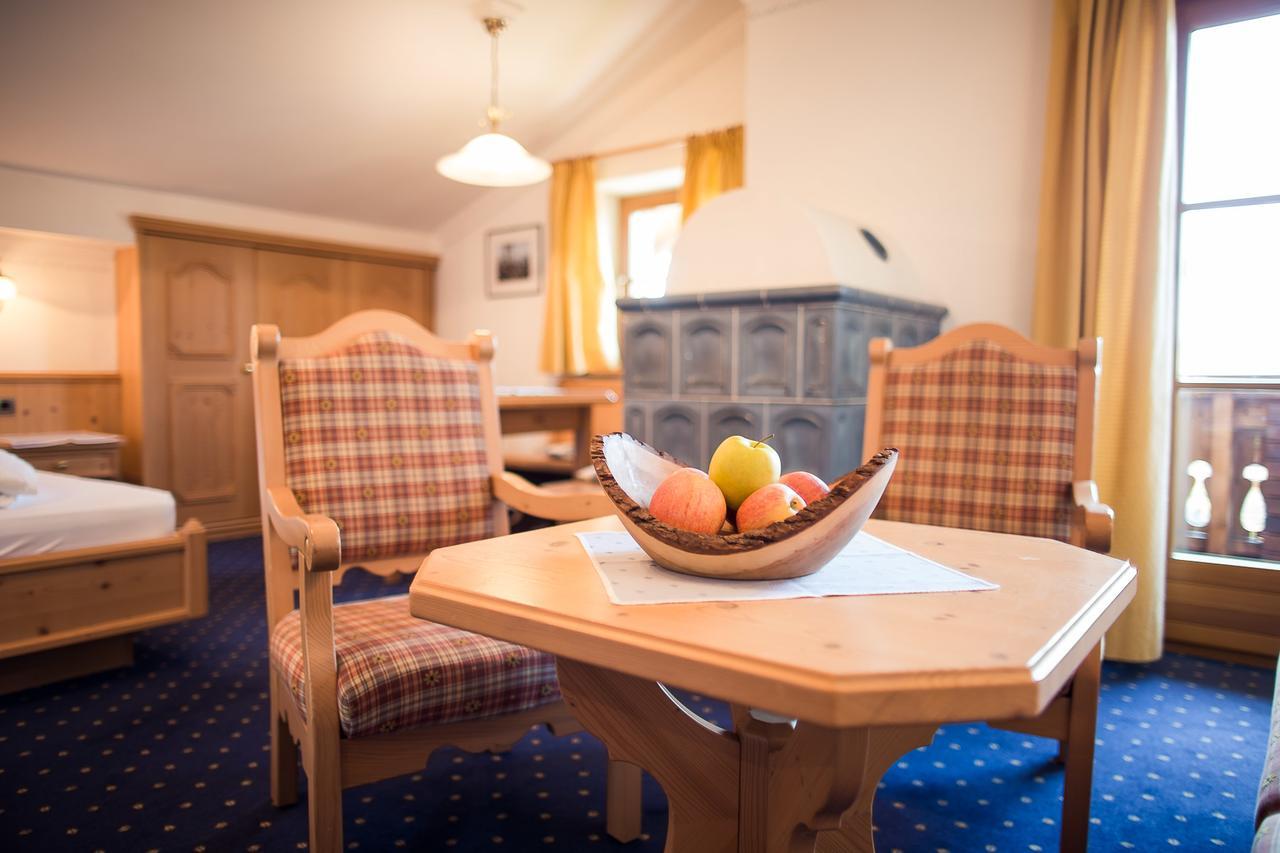 Parc Hotel Tyrol Kastelruth Buitenkant foto